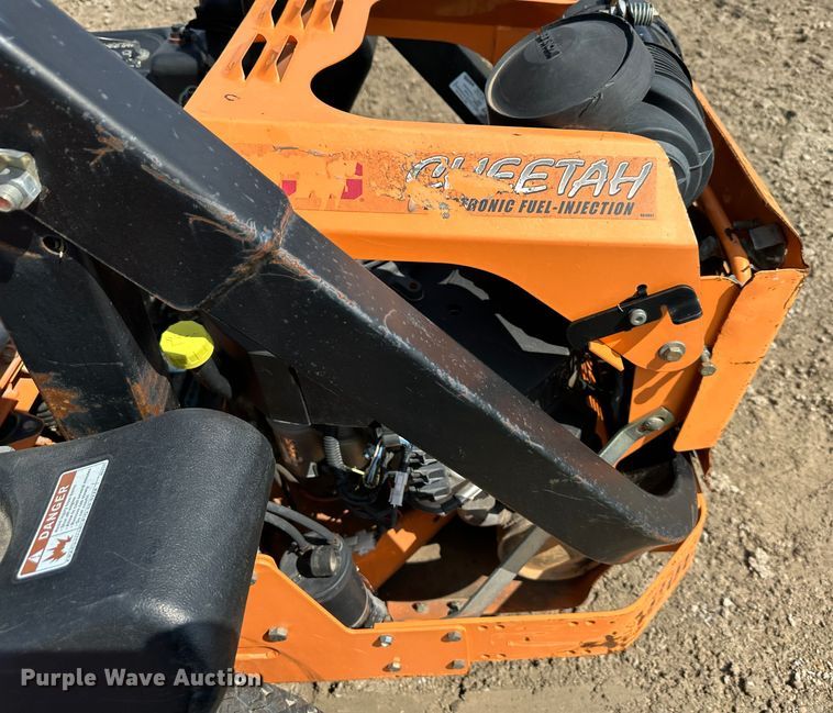 image for item LN9169 (4) Scag ZTR lawn mowers