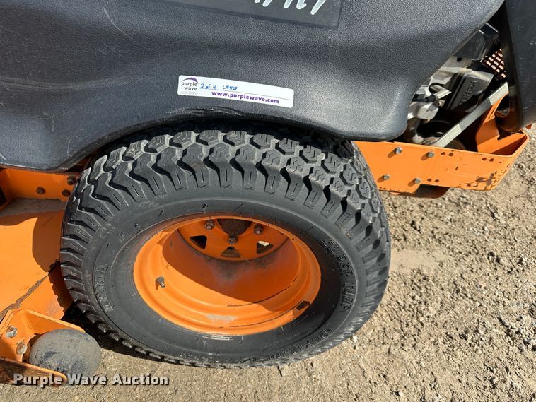 image for item LN9169 (4) Scag ZTR lawn mowers