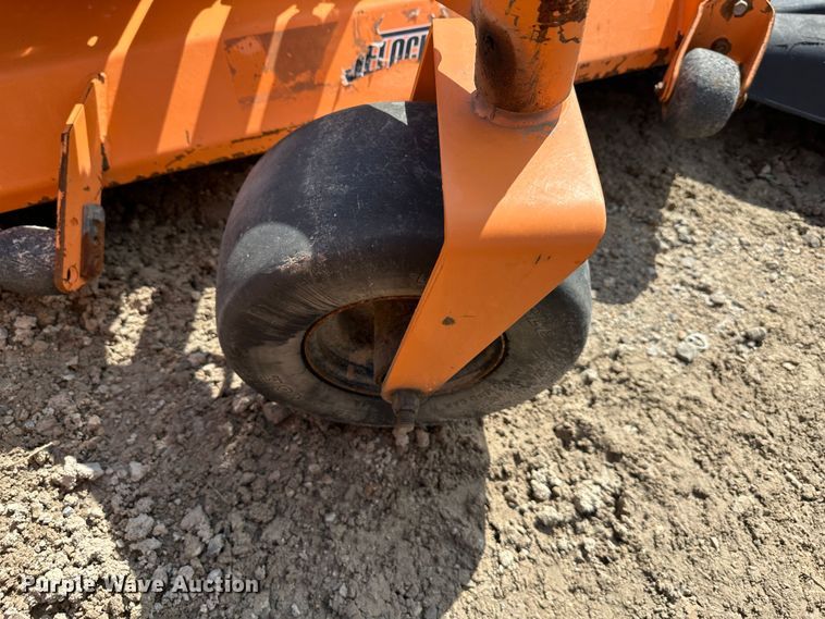 image for item LN9169 (4) Scag ZTR lawn mowers