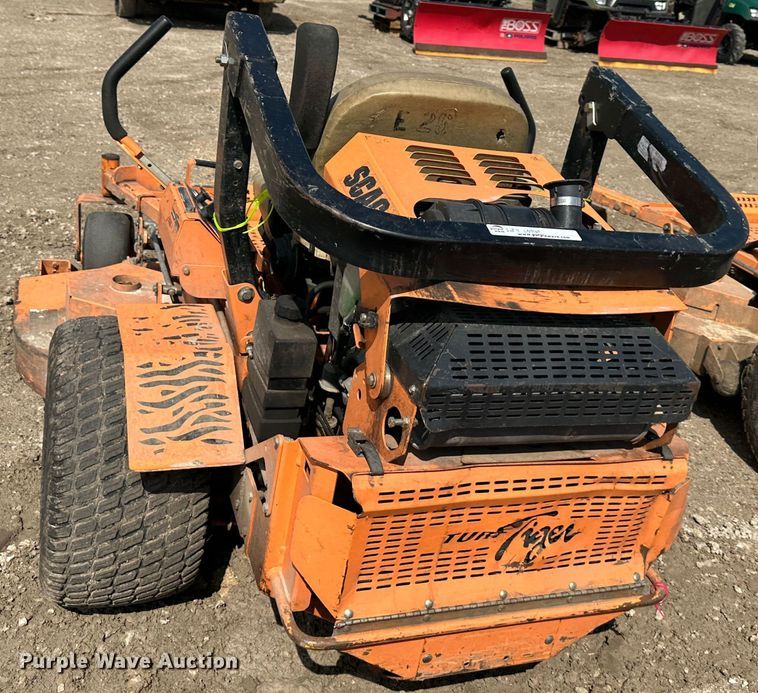 image for item LN9169 (4) Scag ZTR lawn mowers