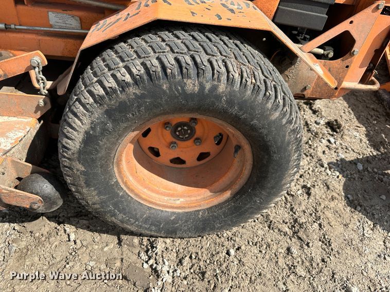 image for item LN9169 (4) Scag ZTR lawn mowers