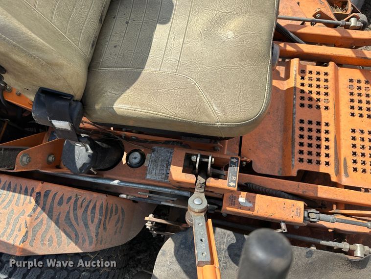 image for item LN9169 (4) Scag ZTR lawn mowers