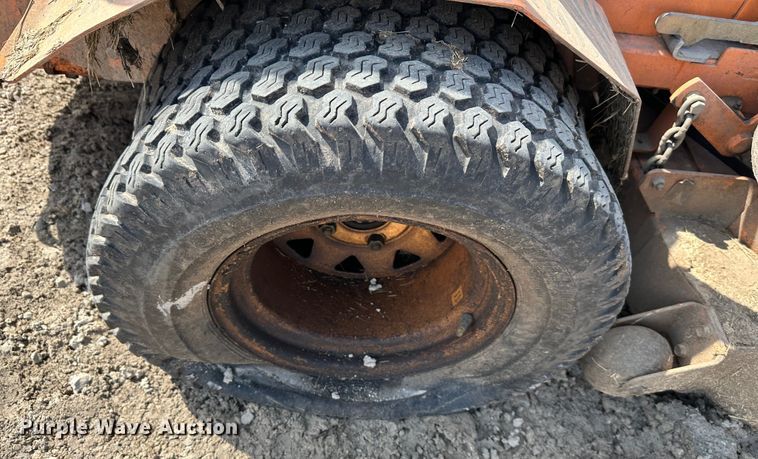 image for item LN9169 (4) Scag ZTR lawn mowers