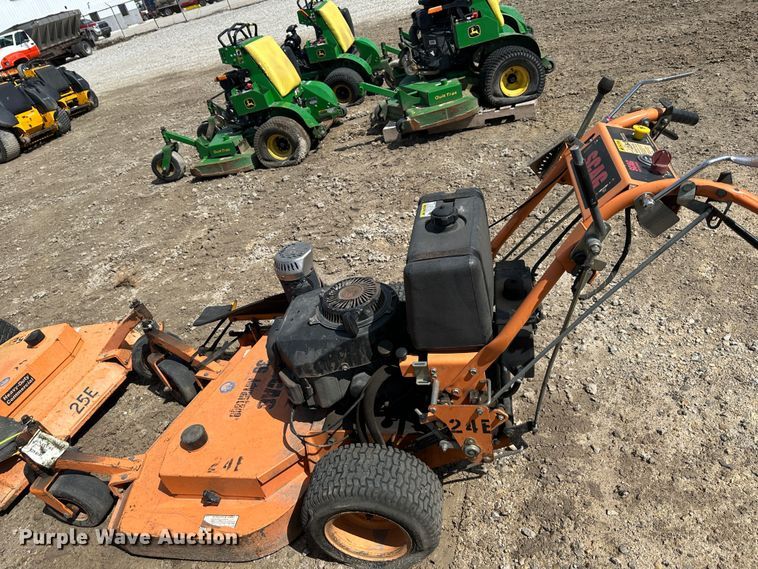 image for item LN9170 (6) Scag Advantage 36 ZTR lawn mowers