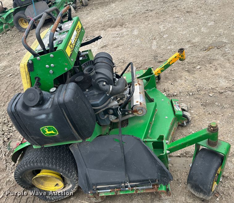 image for item LN9171 (4) John Deere 652E ZTR lawn mowers