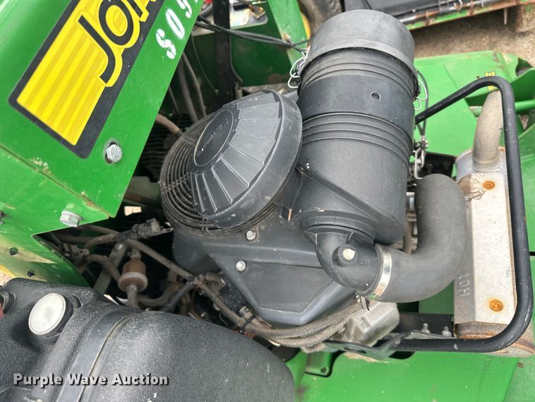 image for item LN9171 (4) John Deere 652E ZTR lawn mowers
