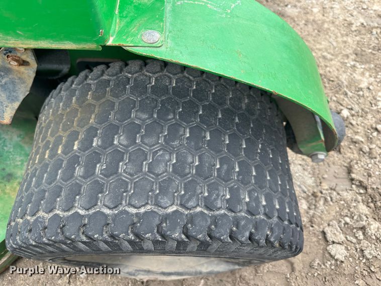 image for item LN9171 (4) John Deere 652E ZTR lawn mowers