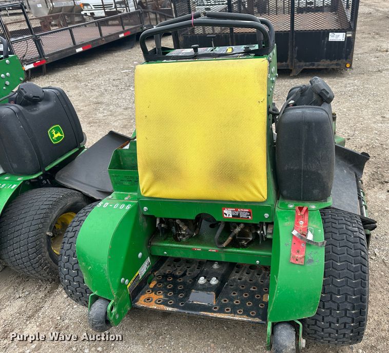 image for item LN9171 (4) John Deere 652E ZTR lawn mowers