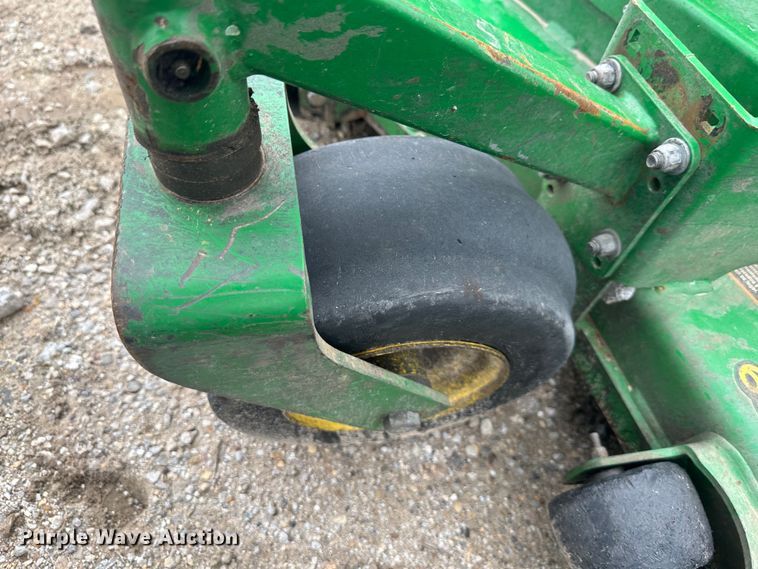image for item LN9171 (4) John Deere 652E ZTR lawn mowers