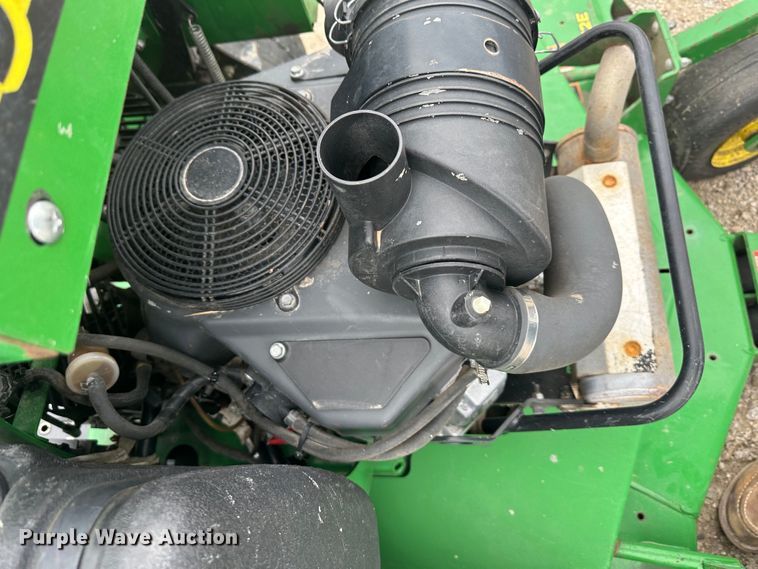 image for item LN9171 (4) John Deere 652E ZTR lawn mowers