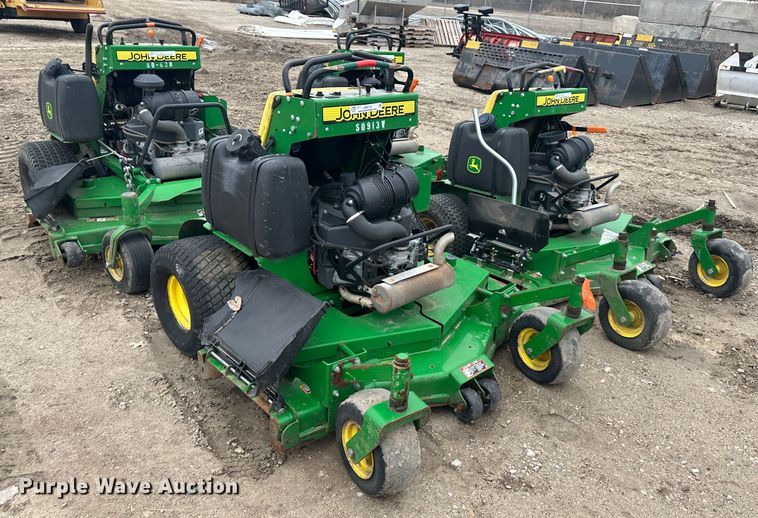 image for item LN9172 (4) John Deere ZTR lawn mowers
