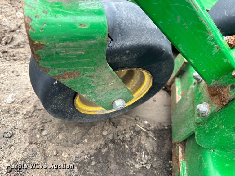 image for item LN9172 (4) John Deere ZTR lawn mowers