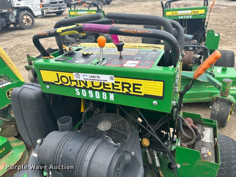 image for item LN9176 (4) John Deere ZTR lawn mowers