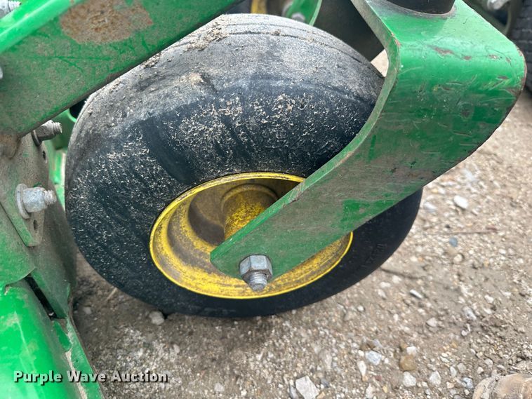 image for item LN9176 (4) John Deere ZTR lawn mowers