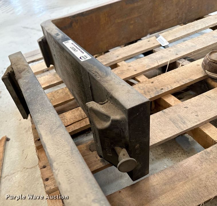 image for item LN9367 Forks