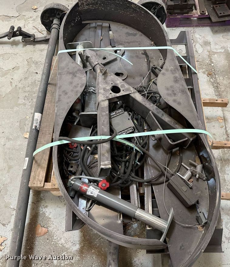 image for item LN9370 Trailer parts