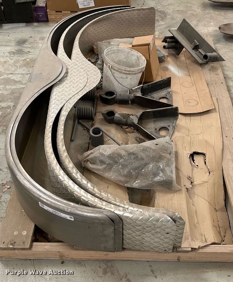 image for item LN9371 Trailer parts