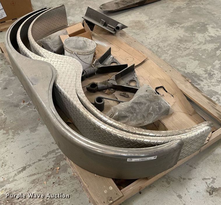 image for item LN9371 Trailer parts