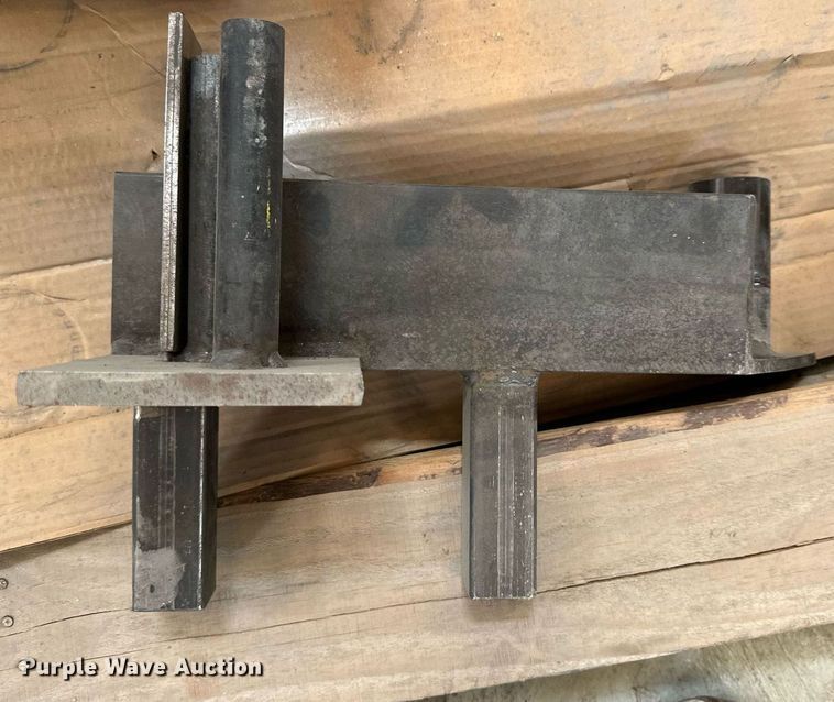 image for item LN9371 Trailer parts