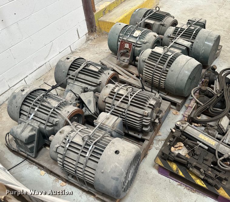 image for item LN9374 (8) electric motors