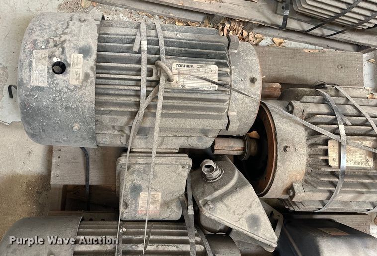 image for item LN9374 (8) electric motors