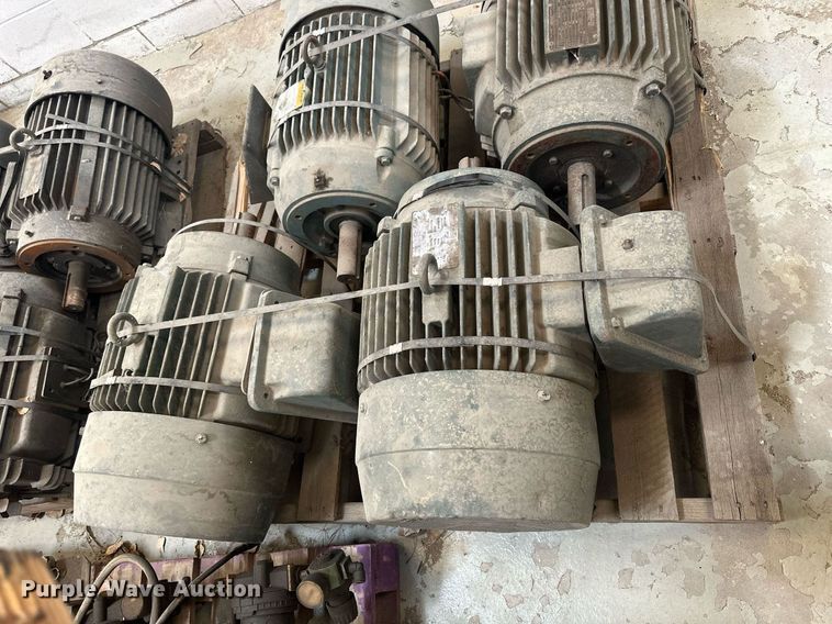 image for item LN9374 (8) electric motors