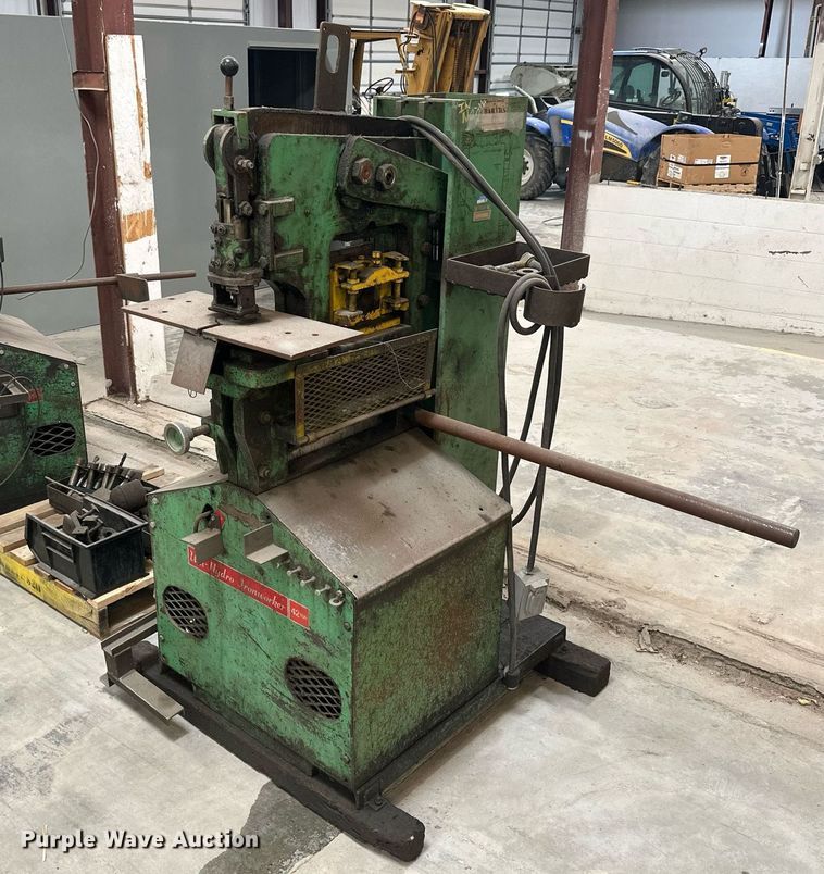 image for item LN9376 Uni-Hydro 42-14  iron worker