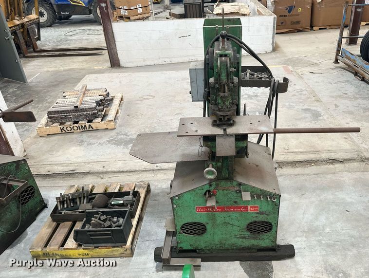 image for item LN9376 Uni-Hydro 42-14  iron worker