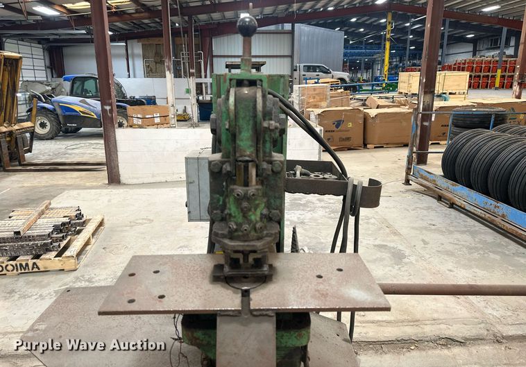 image for item LN9376 Uni-Hydro 42-14  iron worker