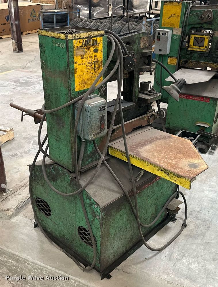 image for item LN9377 Uni-Hydro 543P  iron worker