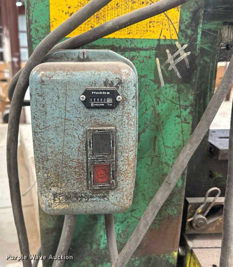 image for item LN9377 Uni-Hydro 543P  iron worker