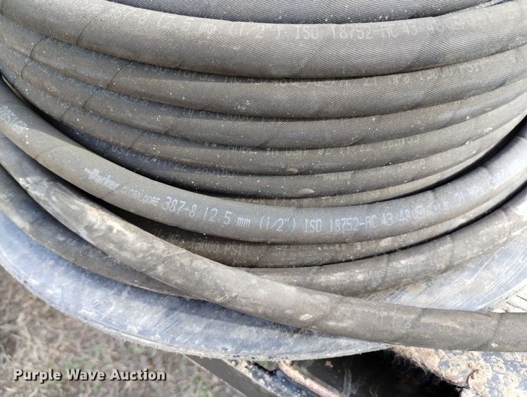 image for item LP9542 Global Core 387-8  hydraulic hose