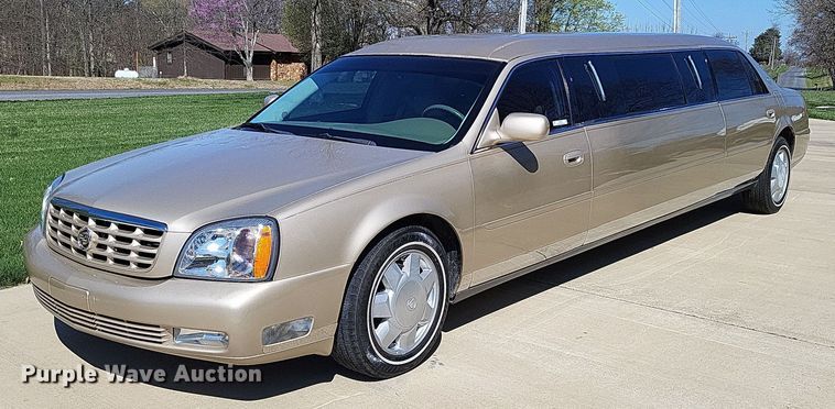 image for item LR9205 2002 Cadillac Krystal Koach  limousine