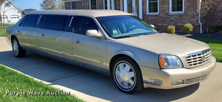 image for item LR9205 2002 Cadillac Krystal Koach  limousine