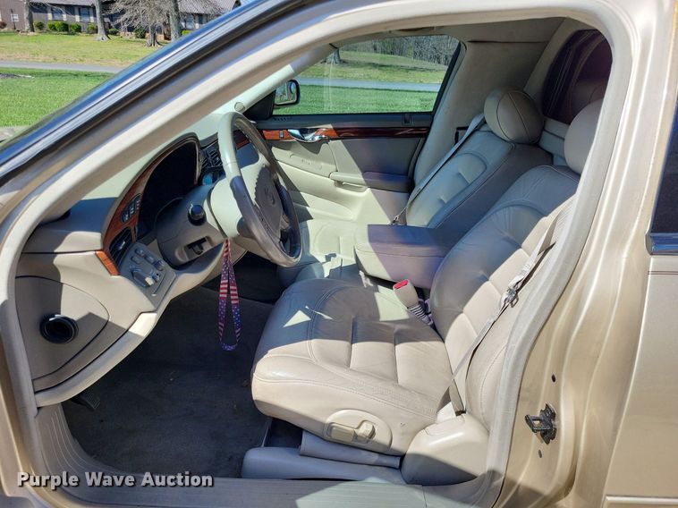 image for item LR9205 2002 Cadillac Krystal Koach  limousine