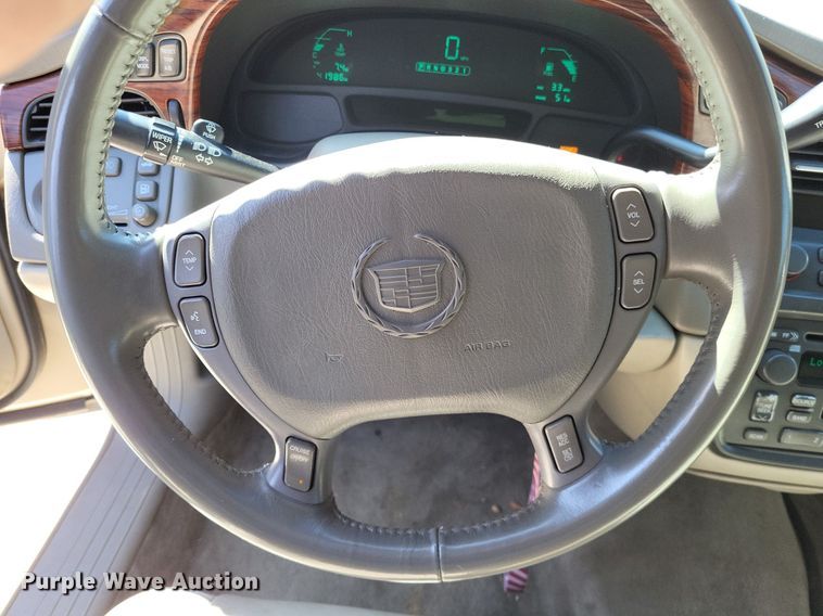 image for item LR9205 2002 Cadillac Krystal Koach  limousine