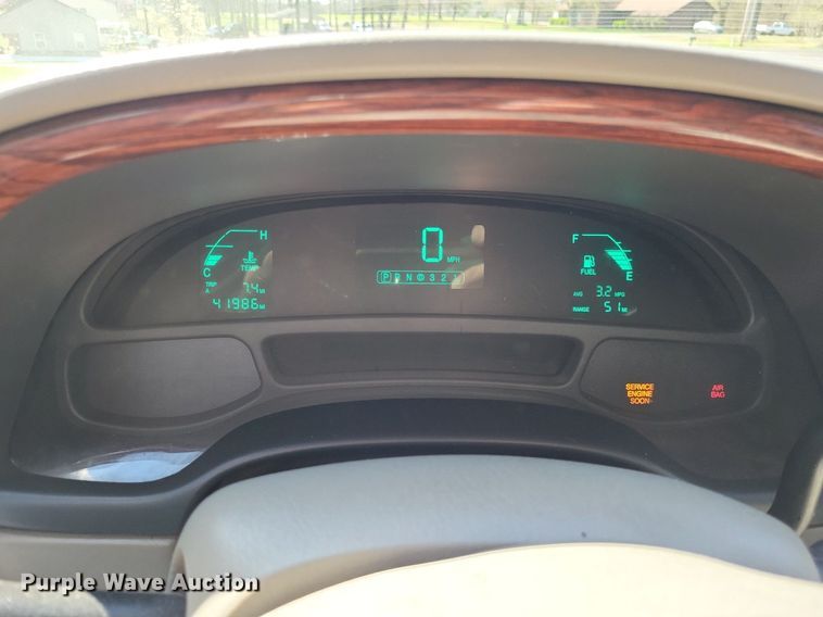 image for item LR9205 2002 Cadillac Krystal Koach  limousine