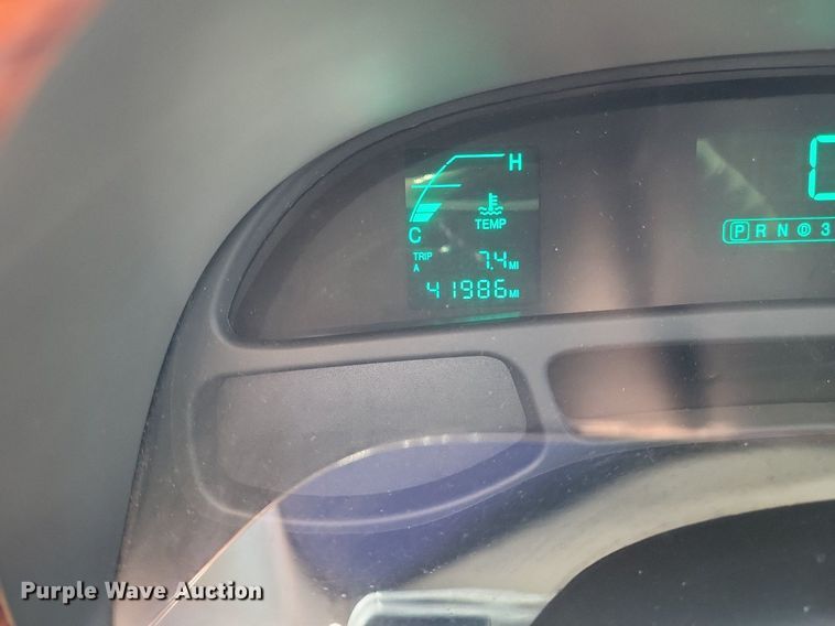 image for item LR9205 2002 Cadillac Krystal Koach  limousine