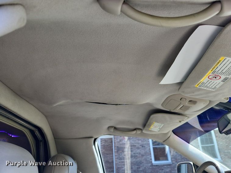 image for item LR9205 2002 Cadillac Krystal Koach  limousine