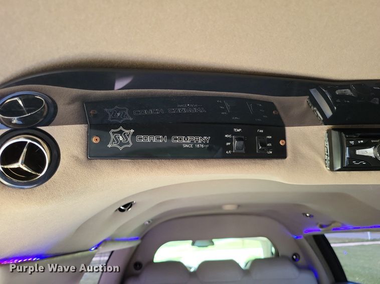 image for item LR9205 2002 Cadillac Krystal Koach  limousine