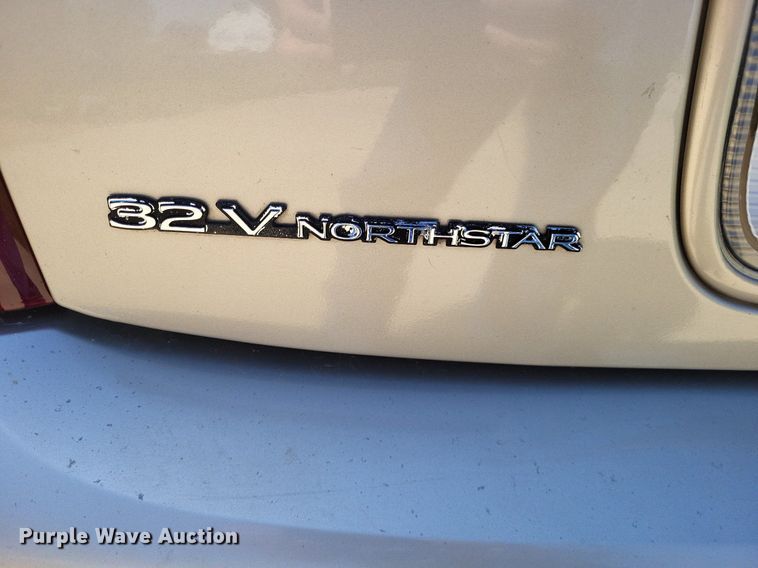 image for item LR9205 2002 Cadillac Krystal Koach  limousine