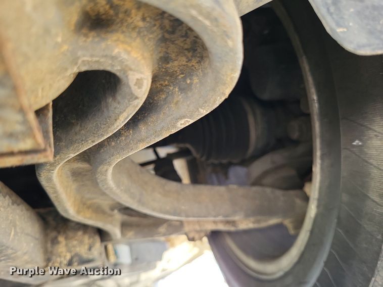 image for item LR9205 2002 Cadillac Krystal Koach  limousine