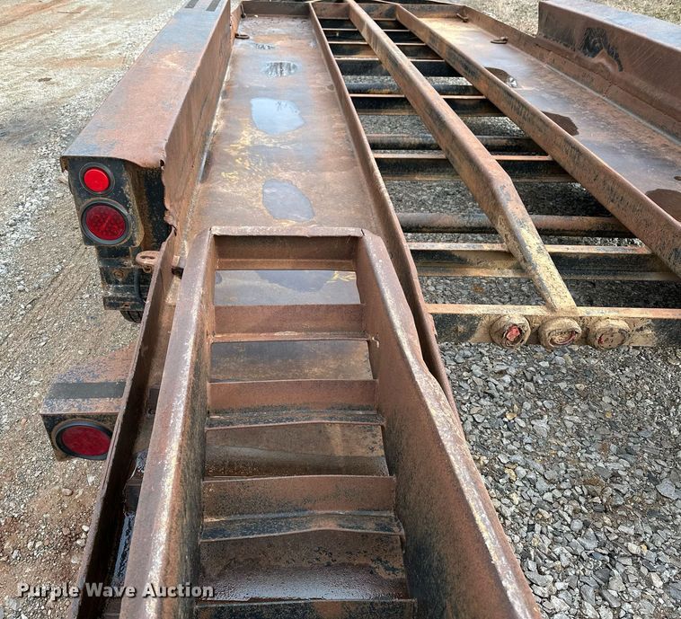 image for item LR9580 2003 Belshe  equipment trailer