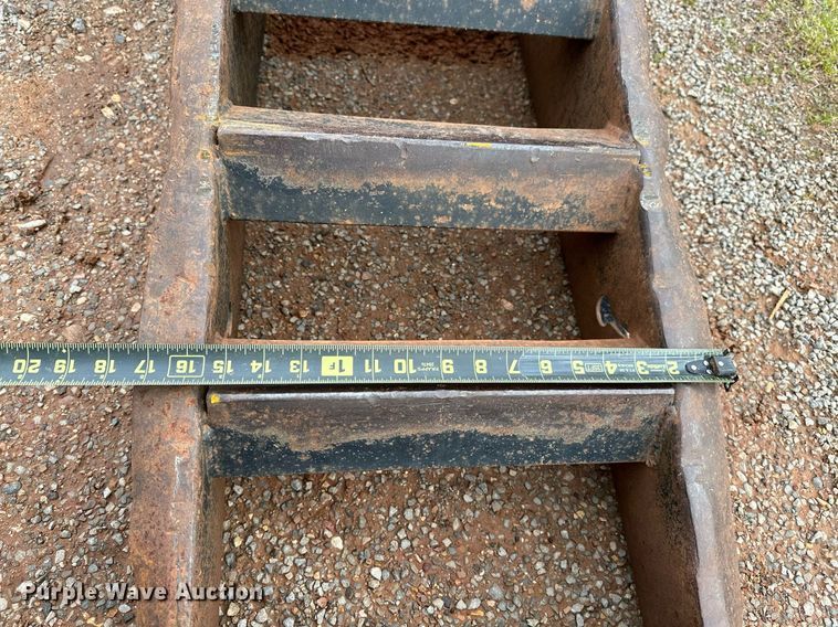 image for item LR9580 2003 Belshe  equipment trailer