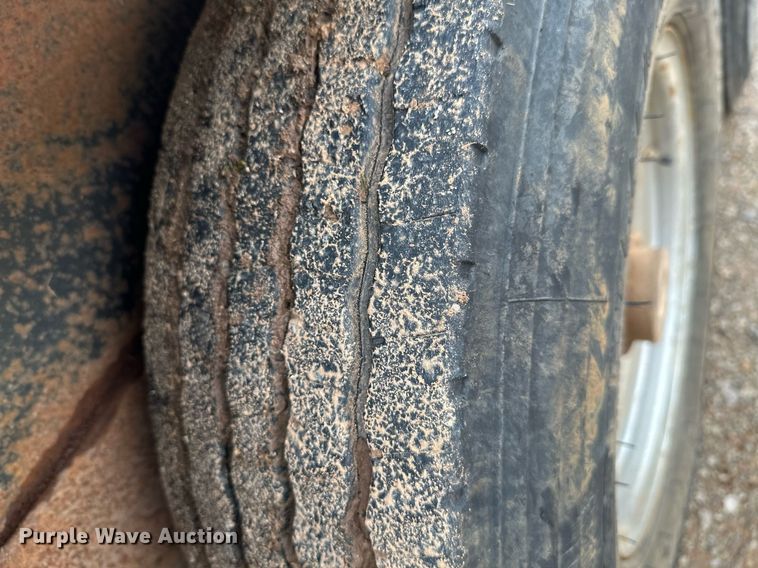 image for item LR9580 2003 Belshe  equipment trailer