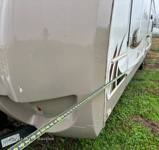 image for item LR9595 2013 Heartland Sundance M-322RES  camper