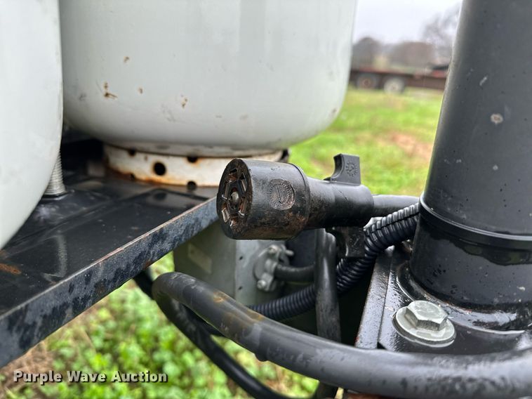 image for item LR9595 2013 Heartland Sundance M-322RES  camper