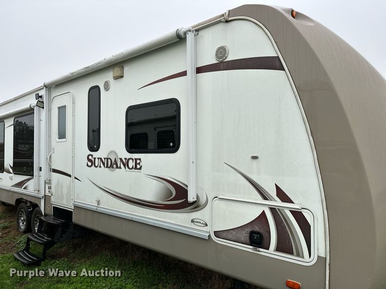 image for item LR9595 2013 Heartland Sundance M-322RES  camper