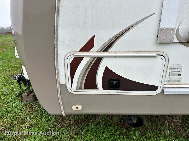 image for item LR9595 2013 Heartland Sundance M-322RES  camper