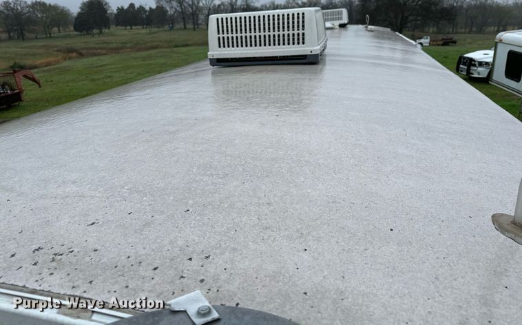 image for item LR9595 2013 Heartland Sundance M-322RES  camper